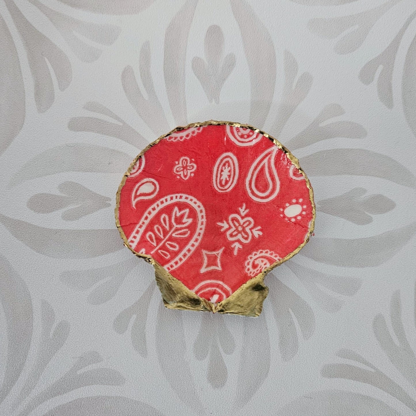 Red Paisley Bandana Decoupage Scallop Shell