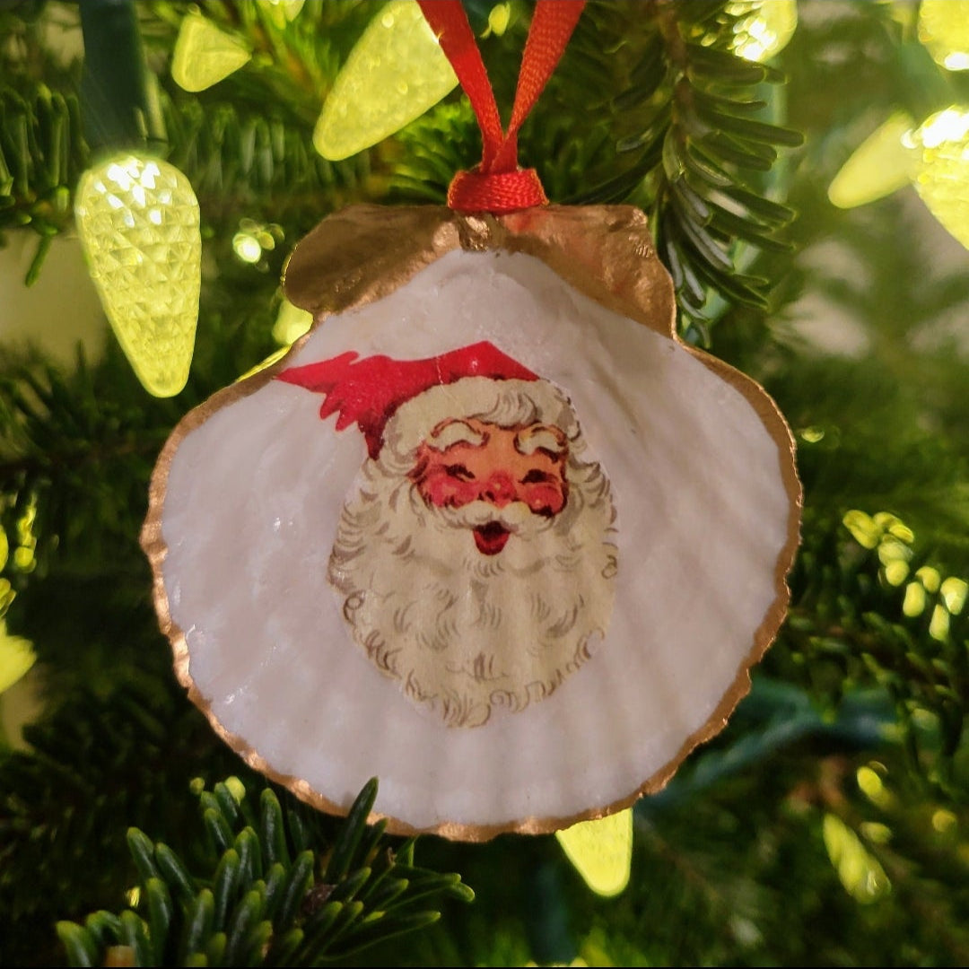 Santa Clause Decoupage Scallop Shell Ornament (10 piece bulk order)