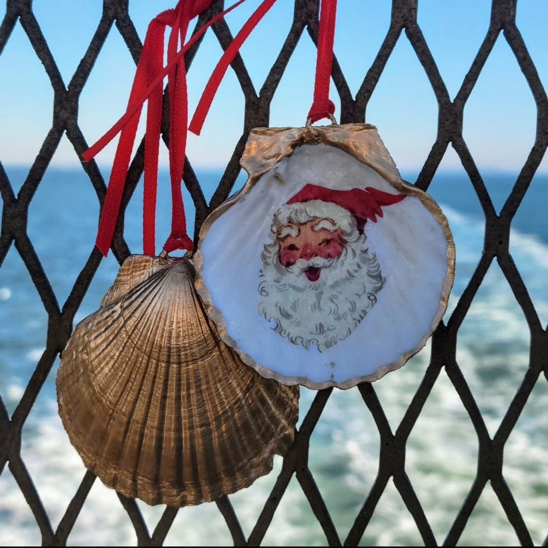 Santa Clause Decoupage Scallop Shell Ornament (10 piece bulk order)